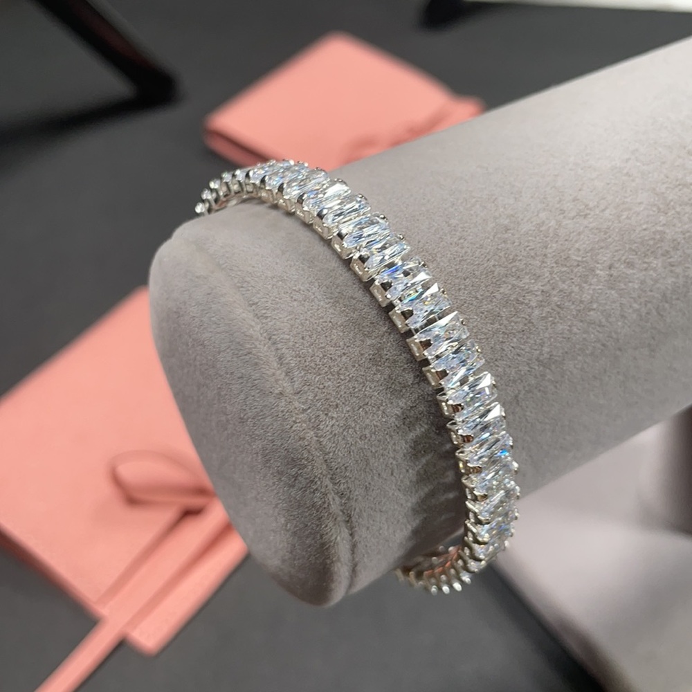 Cubic Zirconia Fashion Link Bangle Bracelet